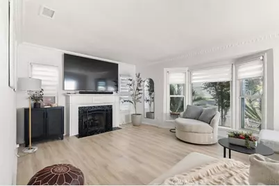 10253 S 4th Ave, Inglewood, CA 90303 - Photo 7