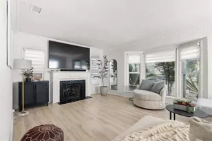 10253 S 4th Ave, Inglewood, CA 90303 - Photo 7