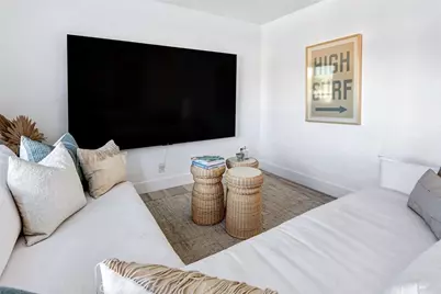 2921 N Poinsettia, Manhattan Beach, CA 90266 - Photo 23