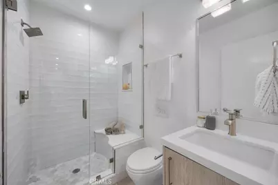 615 Aviation Way, Manhattan Beach, CA 90266 - Photo 11