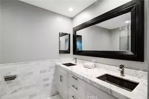 501 Herondo Street, Hermosa Beach, CA 90254 - Photo 19
