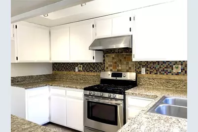 434 W 223rd, Carson, CA 90745 - Photo 17