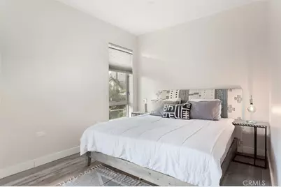 6001 Carlton Way #102, Los Angeles, CA 90028 - Photo 13