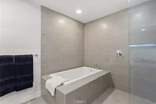 6001 Carlton Way, Los Angeles, CA 90028 - Photo 17