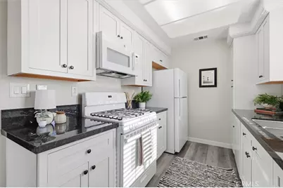 21854 Vermont Avenue #8, Torrance, CA 90502 - Photo 11