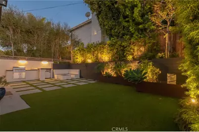 966 Rosecrans Avenue, Manhattan Beach, CA 90266 - Photo 31