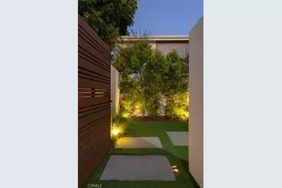 966 Rosecrans Avenue, Manhattan Beach, CA 90266 - Photo 29