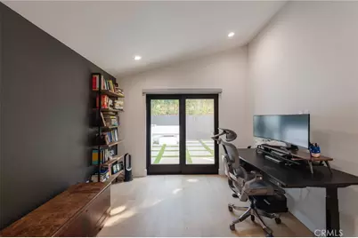 966 Rosecrans Avenue, Manhattan Beach, CA 90266 - Photo 19