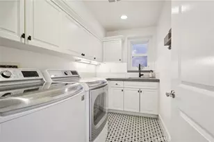 654 5th St, Hermosa Beach, CA 90254 - Photo 31