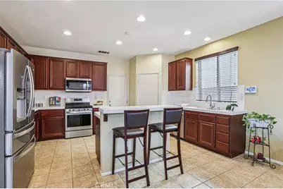 17550 Buttonwood Lane, Carson, CA 90746 - Photo 11