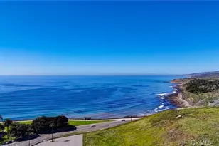 741 W 40th St, San Pedro, CA 90731 - Photo 35