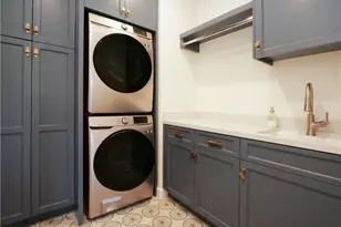 3619 Laurel Ave, Manhattan Beach, CA 90266 - Photo 23