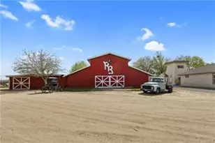 14433 Roy Rogers Ranch Rd, Oro Grande, CA 92368 - Photo 3