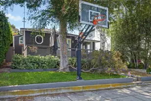 608 35th St, Manhattan Beach, CA 90266 - Photo 9