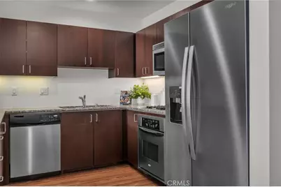 285 W 6th #331, San Pedro, CA 90731 - Photo 15