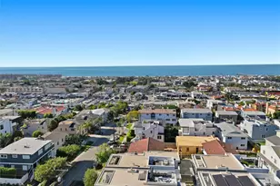 959 5th Street, Hermosa Beach, CA 90254 - Photo 1