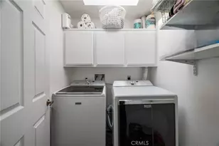 1995 Molino Ave, Signal Hill, CA 90755 - Photo 29