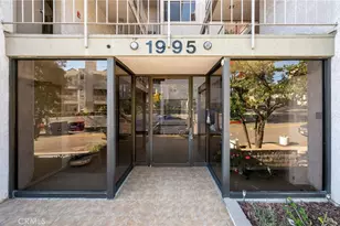 1995 Molino Ave, Signal Hill, CA 90755 - Photo 15