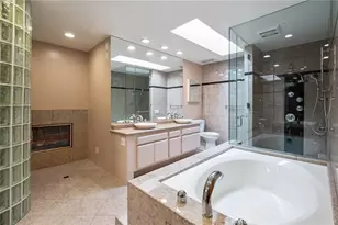 1995 Molino Ave, Signal Hill, CA 90755 - Photo 13