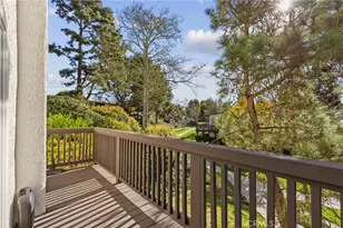 28 Sycamore Ln, Rolling Hills Estates, CA 90274 - Photo 17