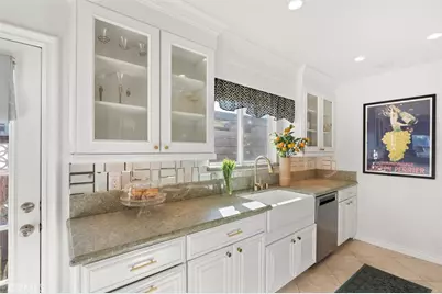 625 Camino Real, Redondo Beach, CA 90277 - Photo 17
