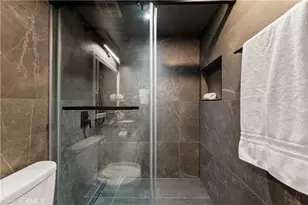 1337 18th St, Santa Monica, CA 90404 - Photo 23