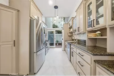 5658 Ravenspur Drive #208, Rancho Palos Verdes, CA 90275 - Photo 11