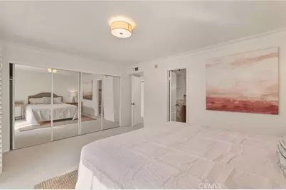 7061 Kester #C, Van Nuys, CA 91405 - Photo 15