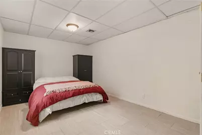 7061 Kester #C, Van Nuys, CA 91405 - Photo 23