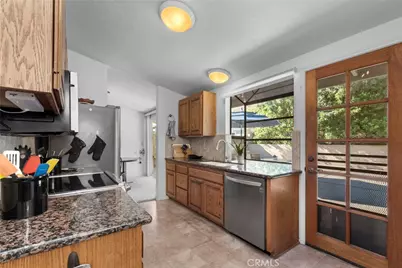 449 S Prospect Ave, Manhattan Beach, CA 90266 - Photo 9