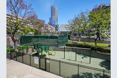 800 W 1st Street #710, Los Angeles, CA 90012 - Photo 35