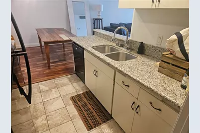 8530 Holloway Drive #303, West Hollywood, CA 90069 - Photo 17