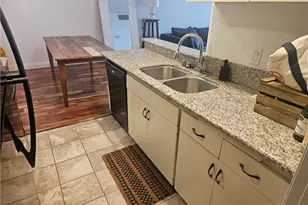 8530 Holloway Dr, West Hollywood, CA 90069 - Photo 17