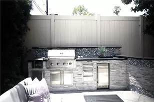 533 Daniel Freeman Cir, Inglewood, CA 90301 - Photo 7