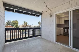 1450 Manhattan Beach Blvd, Manhattan Beach, CA 90266 - Photo 17