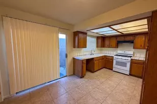 343 W 12th St, San Pedro, CA 90731 - Photo 31