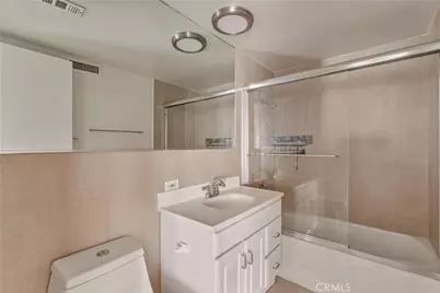 969 Hilgard #707, Los Angeles, CA 90024 - Photo 19