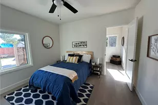 1636 W 70th, Los Angeles, CA 90047 - Photo 33