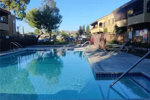 18756 Mandan, Canyon Country, CA 91351 - Photo 3