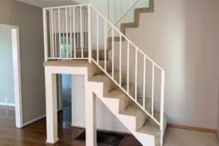 718 E Walnut, Burbank, CA 91501 - Photo 13