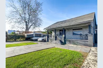 11113 Berendo Avenue, Los Angeles, CA 90044 - Photo 9