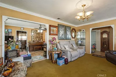 11016 S, Van Ness, Los Angeles, CA 90047 - Photo 7