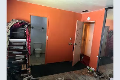 329 E 109th, Los Angeles, CA 90061 - Photo 9