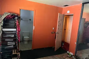 329 E 109th, Los Angeles, CA 90061 - Photo 9