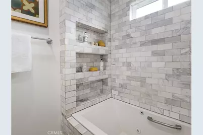 1110 Queen Anne, Los Angeles, CA 90019 - Photo 33