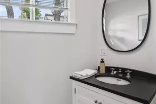 318 S Francisca Ave, Redondo Beach, CA 90277 - Photo 13