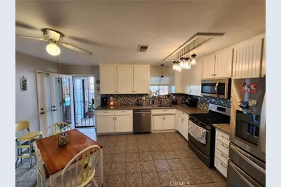 6300 Ringwood Street, Bakersfield, CA 93313 - Photo 3