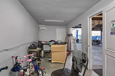 3846 W Imperial, Hawthorne, CA 90303 - Photo 9