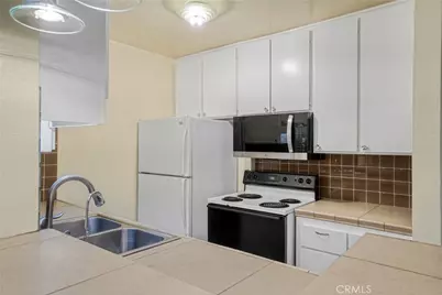 8650 Gulana #C1056, Playa del Rey, CA 90293 - Photo 11