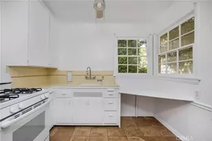 10370 Ashton Ave, Los Angeles, CA 90024 - Photo 11